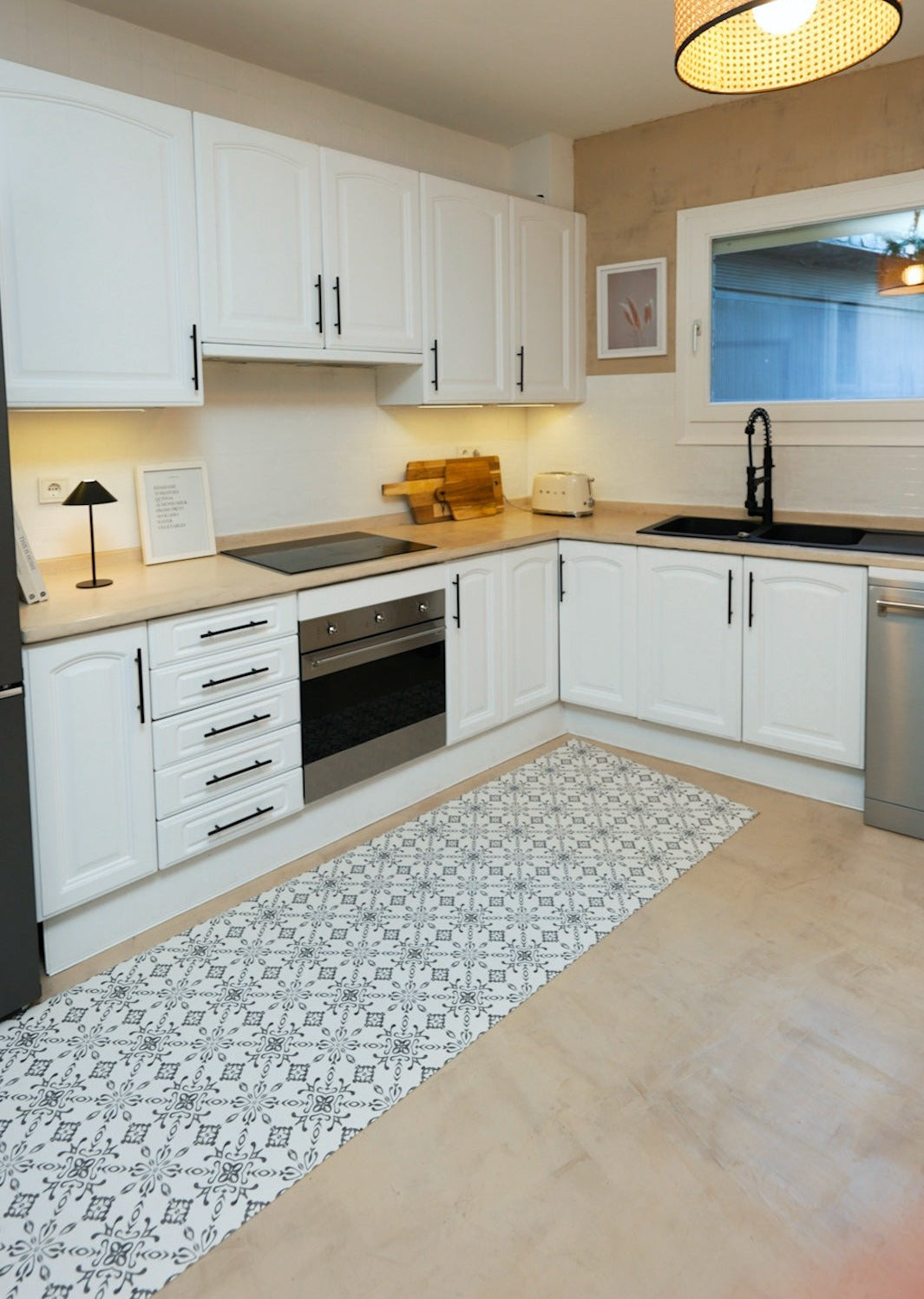 Kreideweiße Farbe für Küchenmöbel