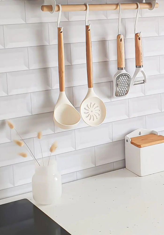 Weißer Fliesenkleber 56x226 und 56x106