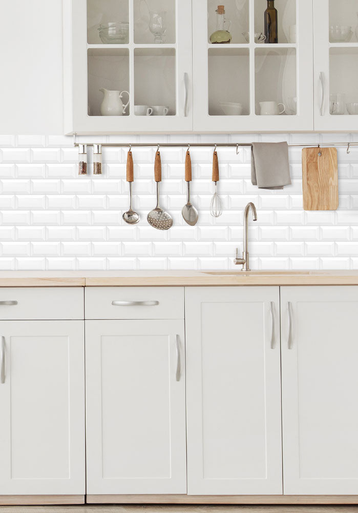 Weißer Fliesenkleber 56x226 und 56x106