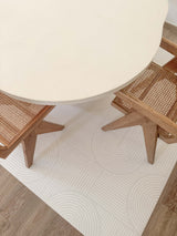 Mesa Selena en micro-cemento, color blanco roto